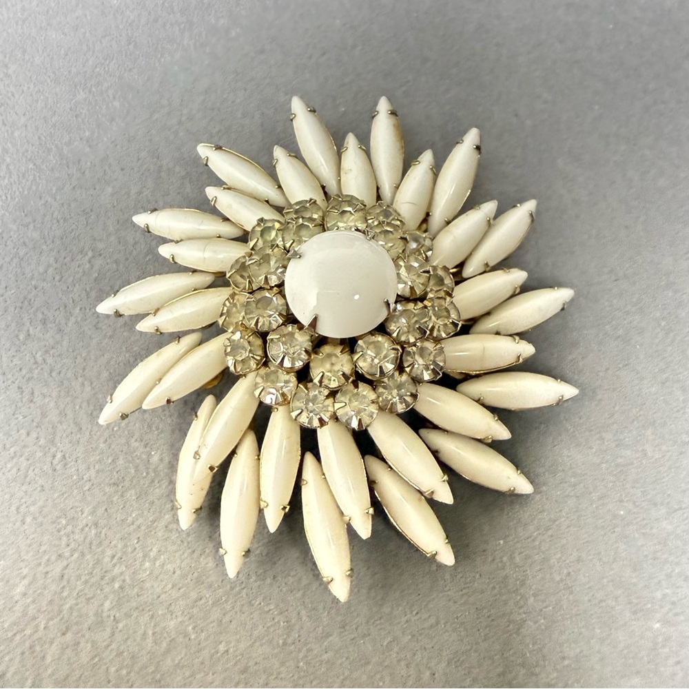 Vintage Judy Lee Milk Glass/Rhinestone Brooch